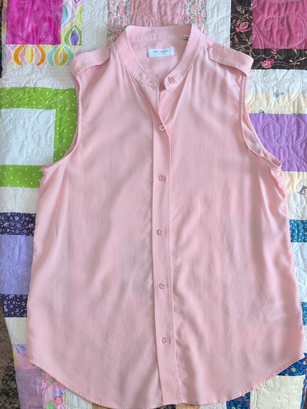Equipment Silk Pale Pink Sleeveless Blouse Split Neck Button Front